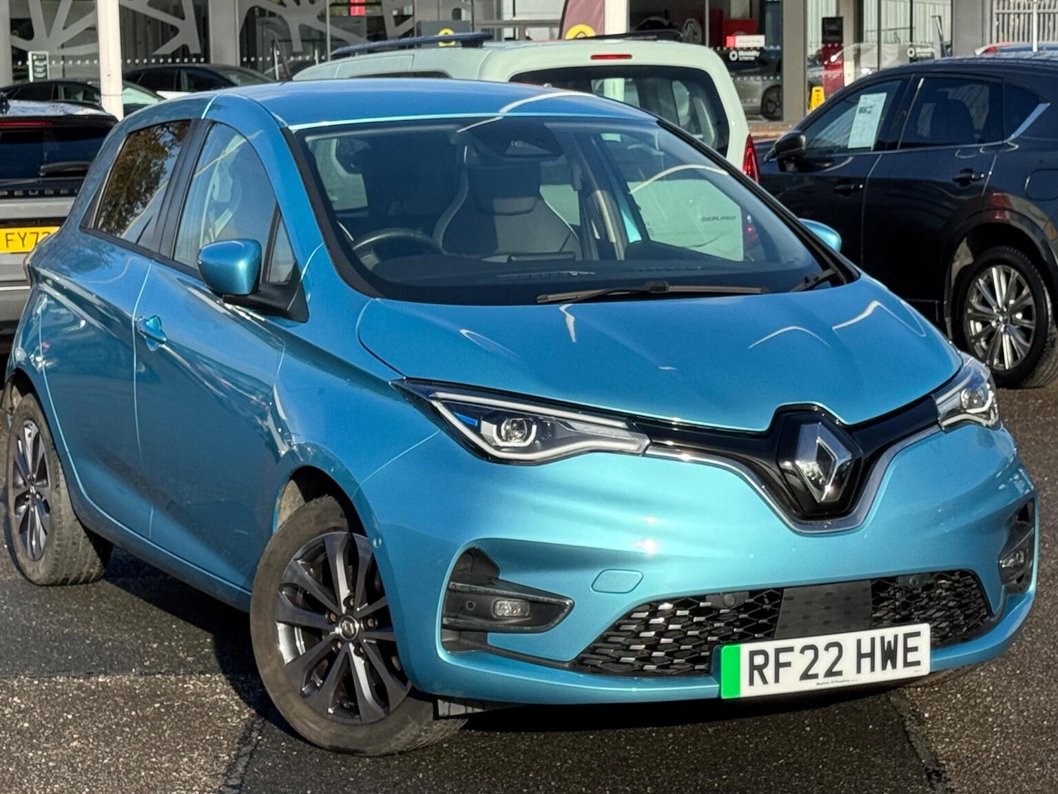 Main listing image - Renault Zoe