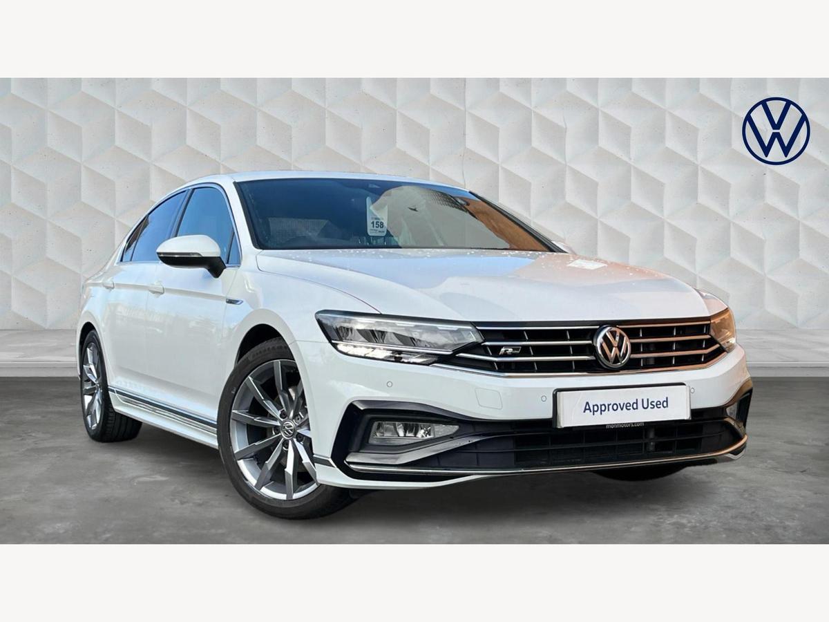 Main listing image - Volkswagen Passat