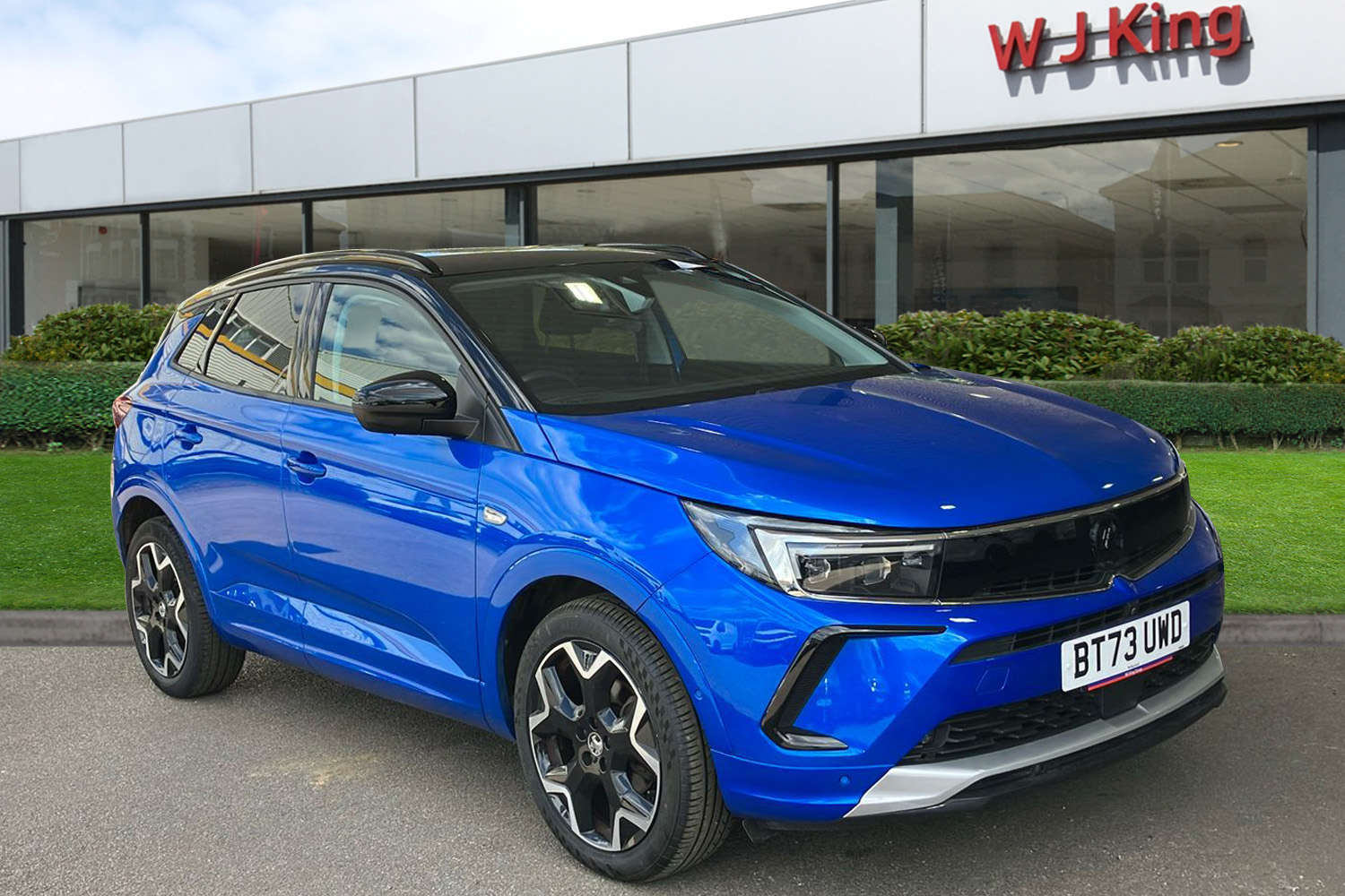 Main listing image - Vauxhall Grandland