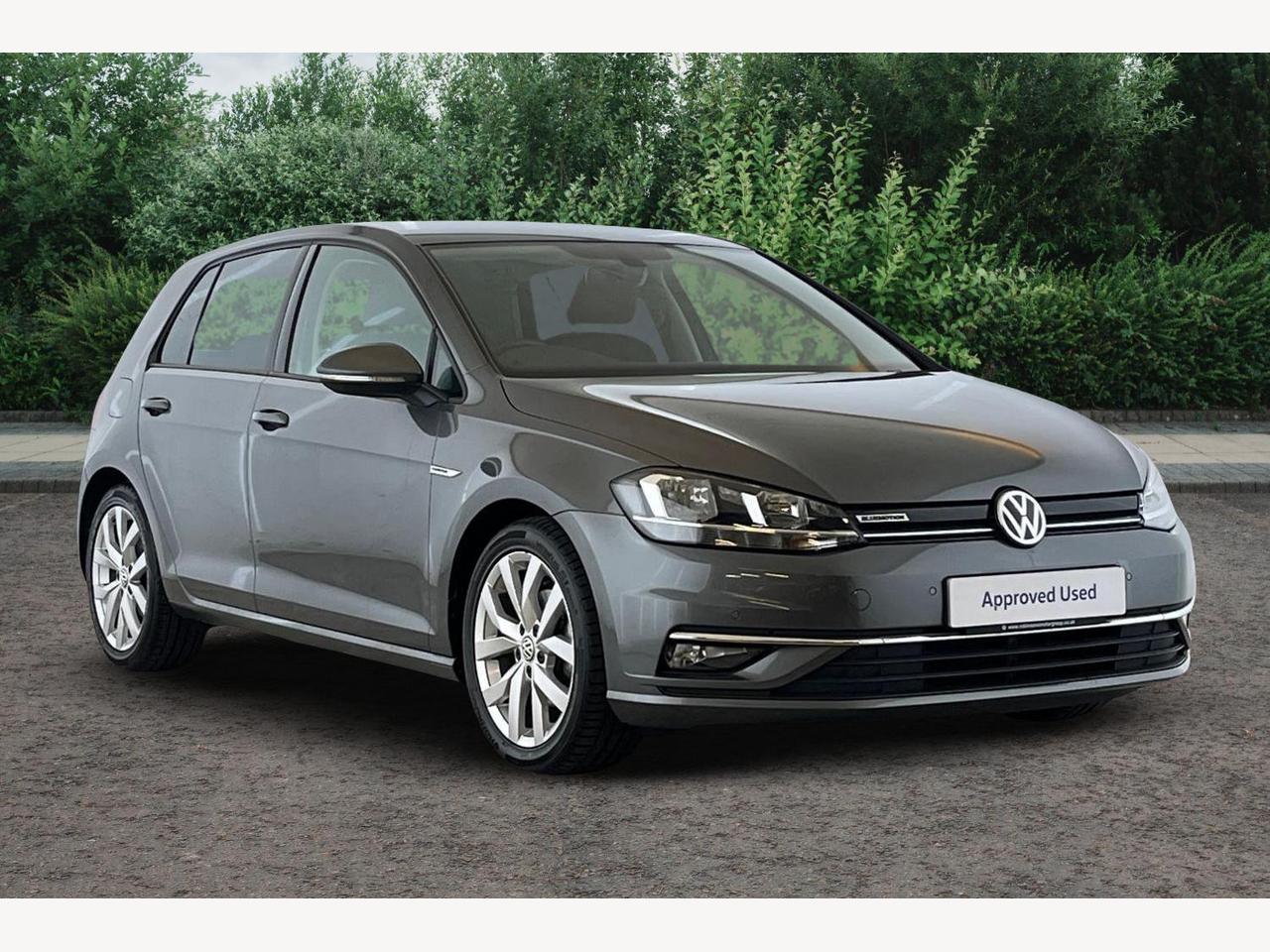 Main listing image - Volkswagen Golf