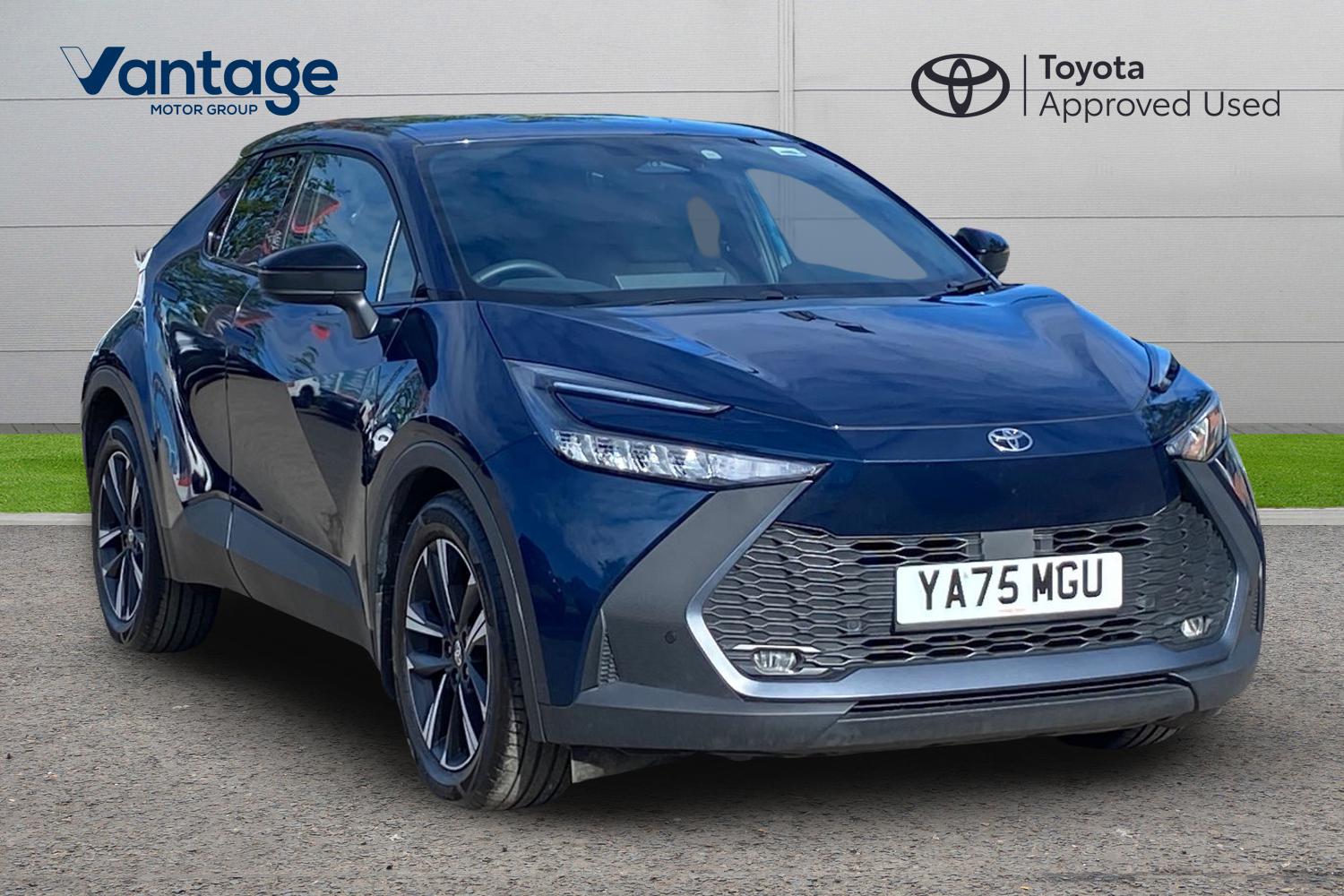 Main listing image - Toyota C-HR