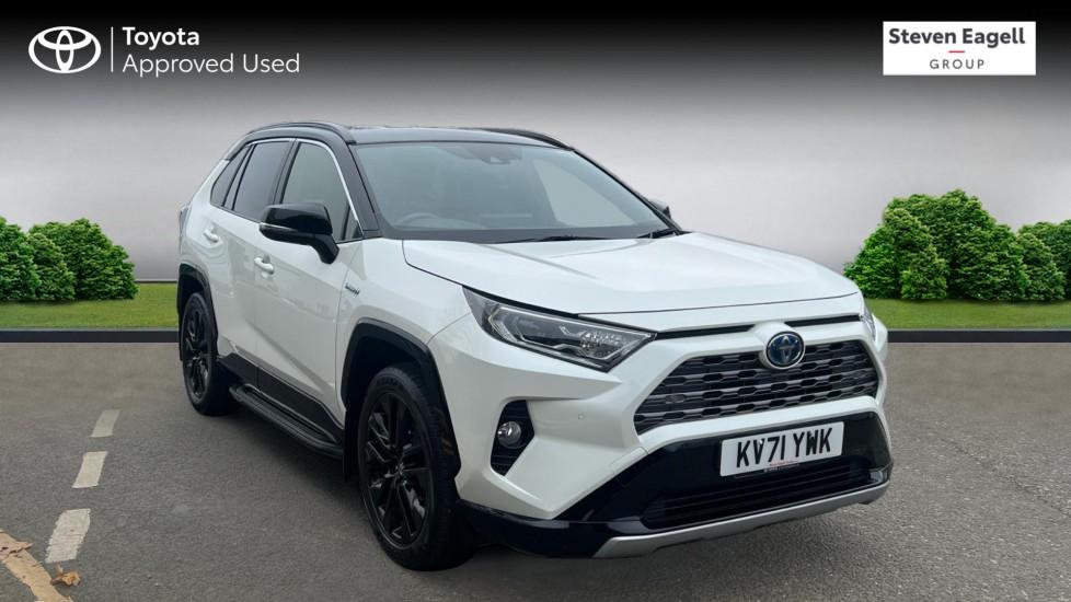 Main listing image - Toyota RAV4