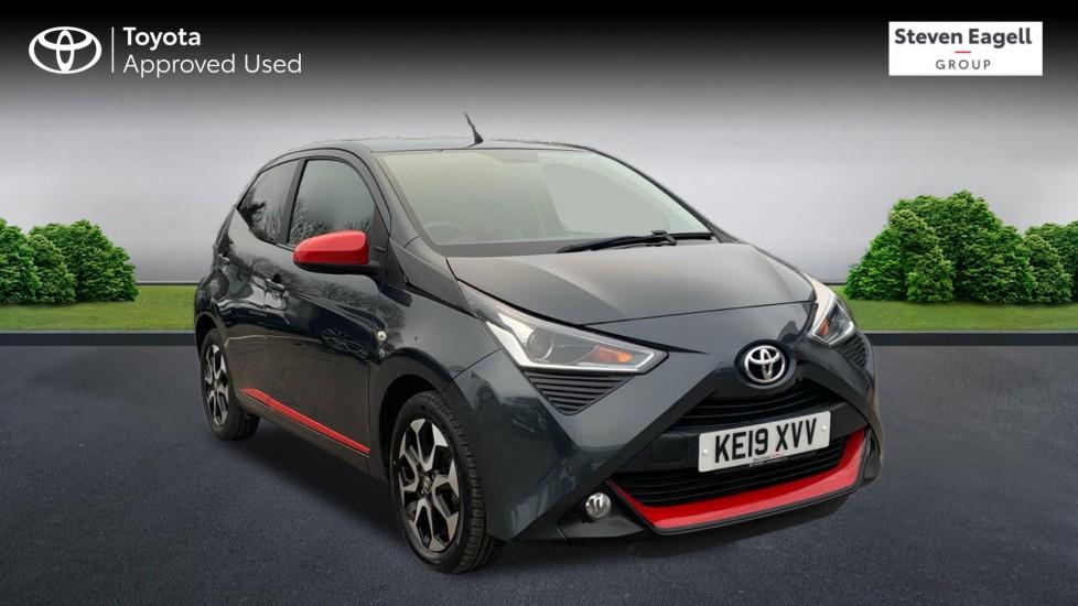 Main listing image - Toyota Aygo