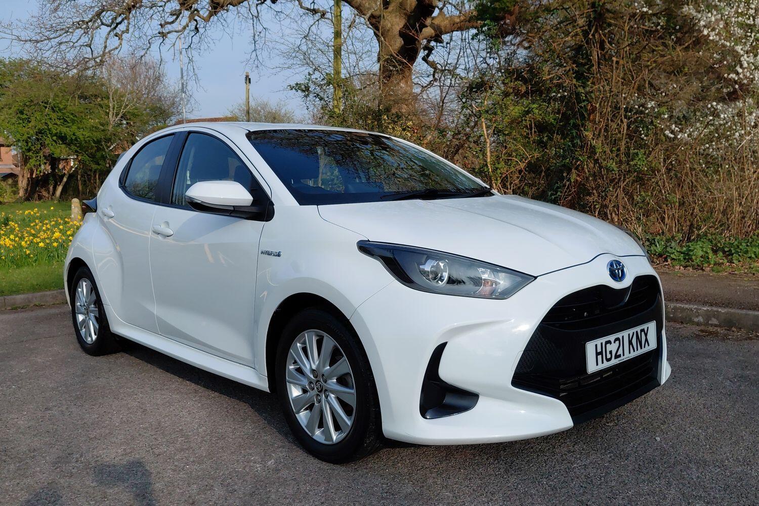 Main listing image - Toyota Yaris
