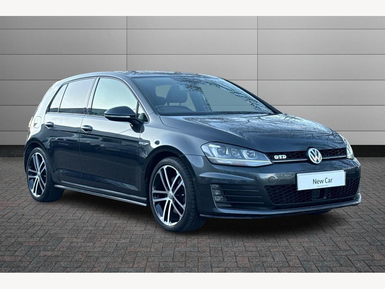 Main listing image - Volkswagen Golf