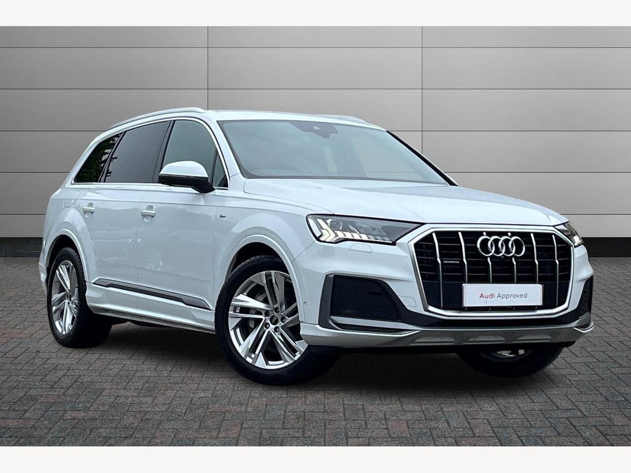 Main listing image - Audi Q7