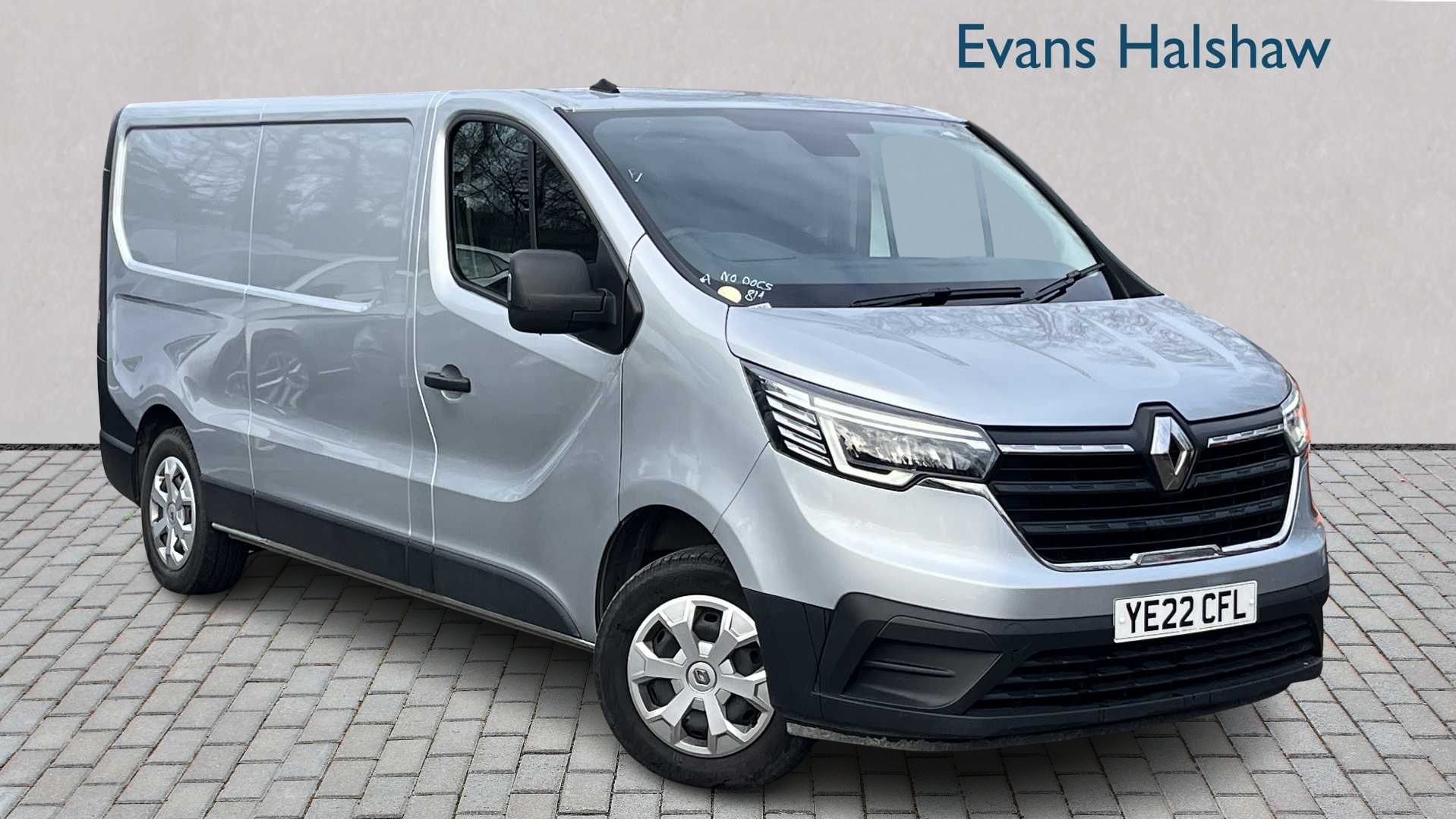 Main listing image - Renault Trafic