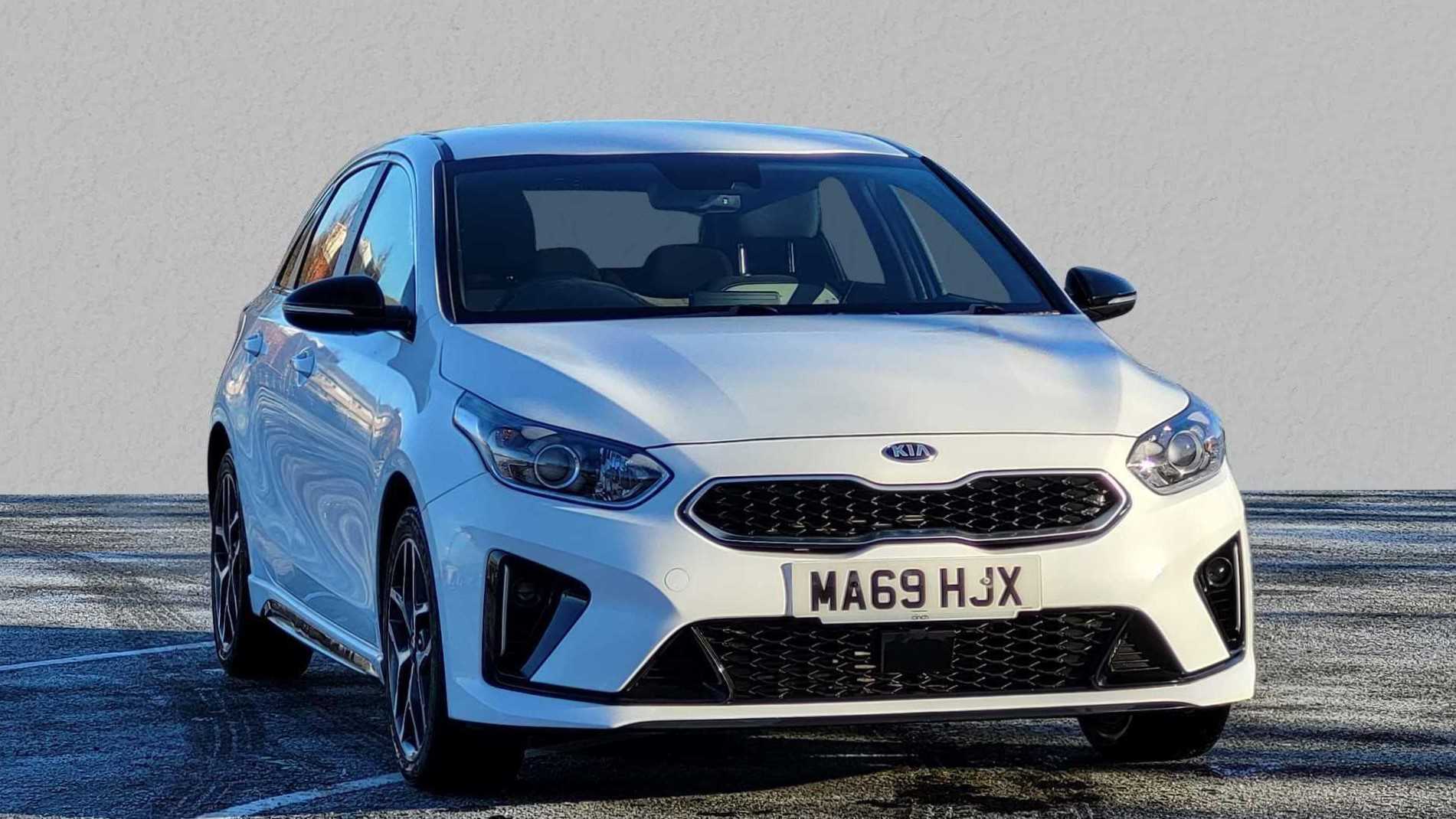 Main listing image - Kia Ceed