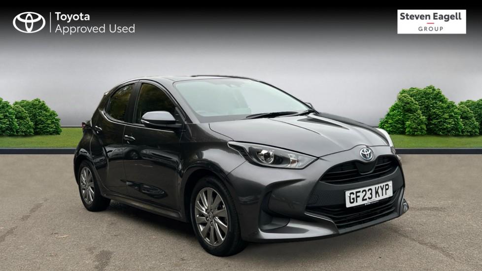 Main listing image - Toyota Yaris