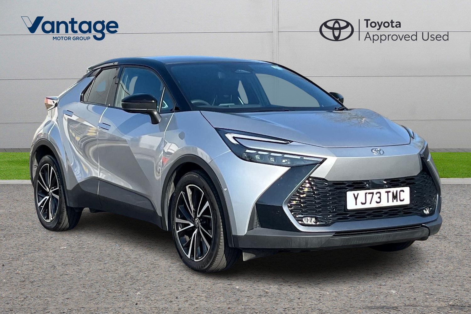 Main listing image - Toyota C-HR