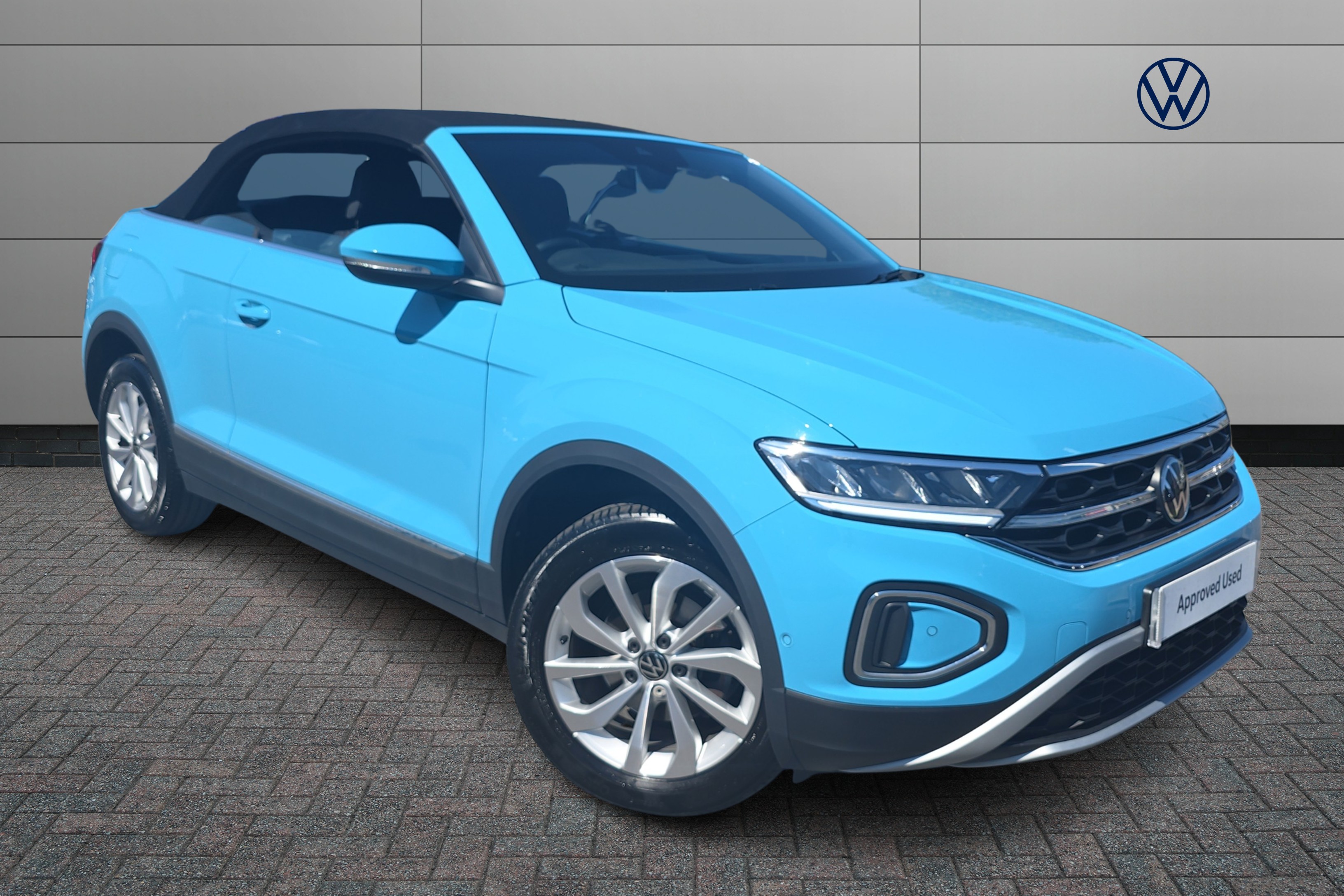 Main listing image - Volkswagen T-Roc