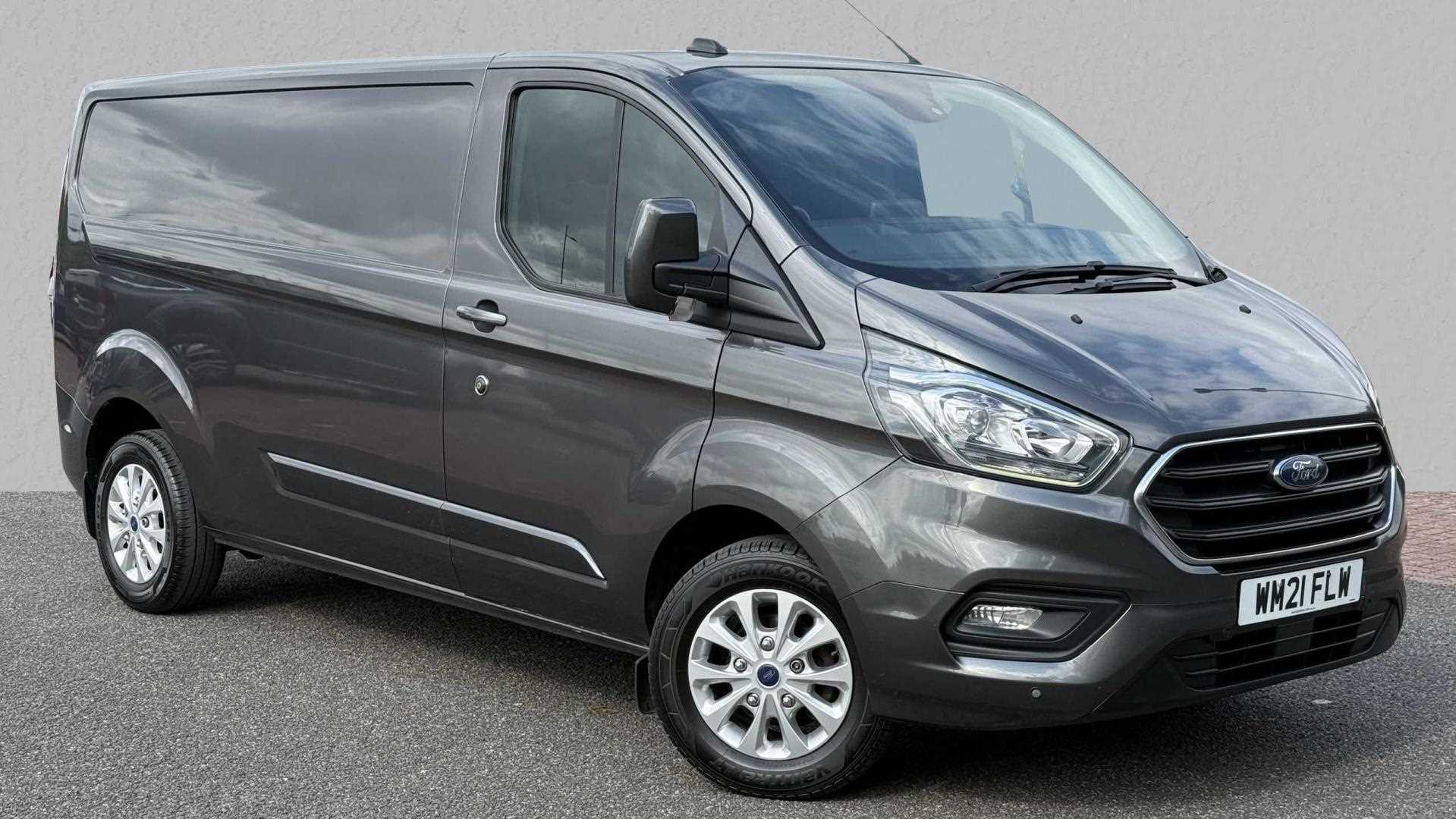 Main listing image - Ford Transit Custom