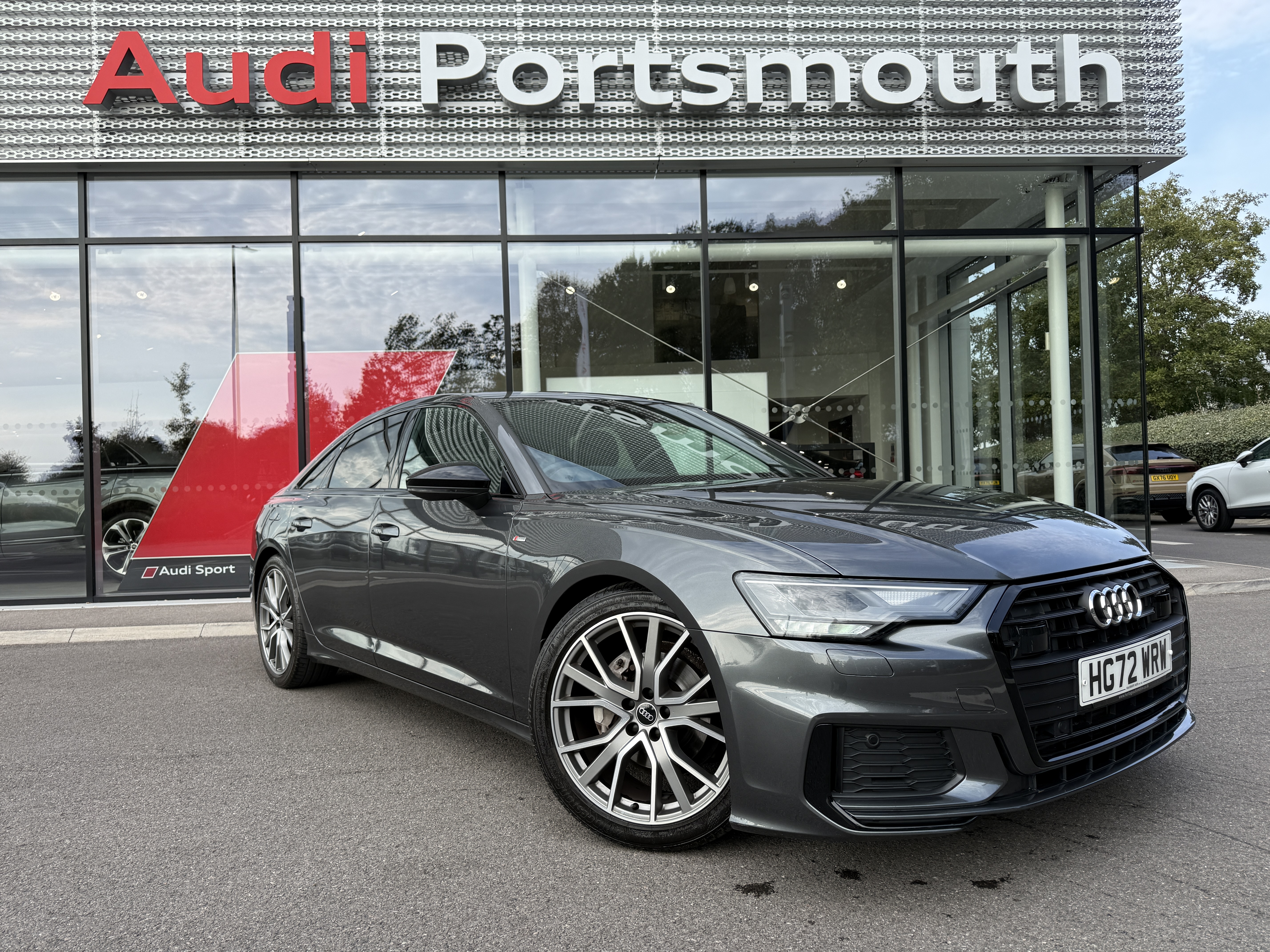 Main listing image - Audi A6