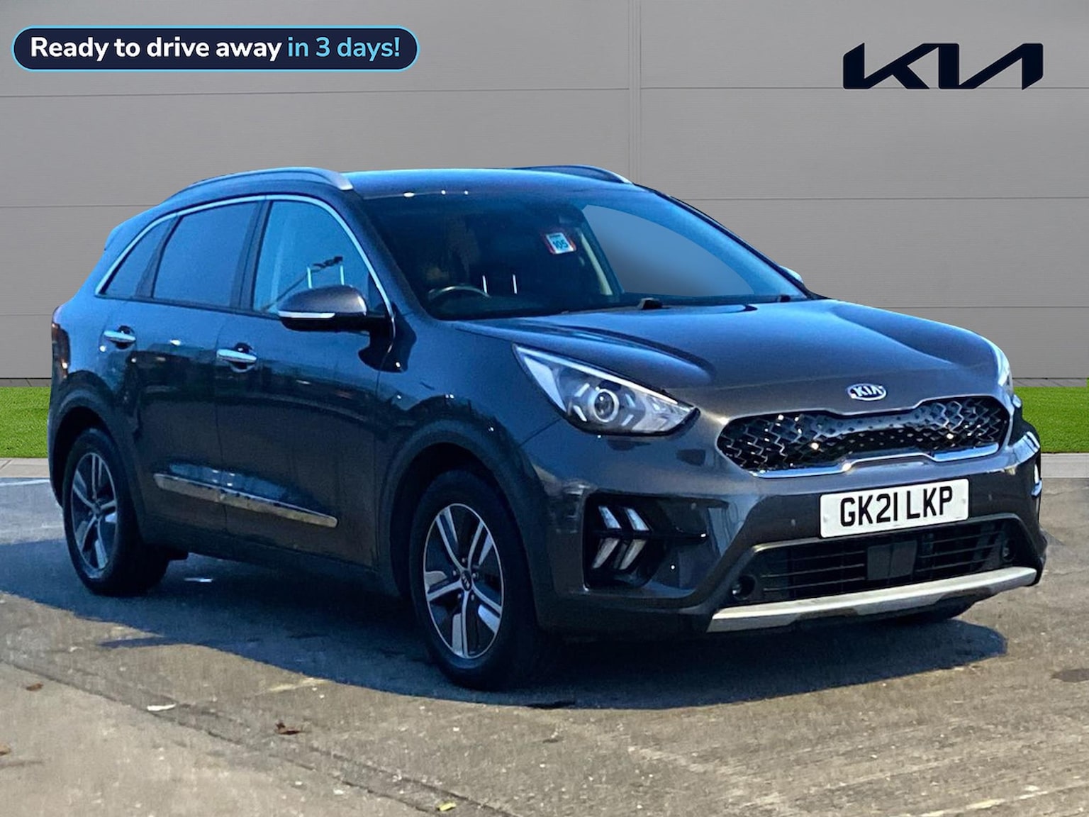 Main listing image - Kia Niro