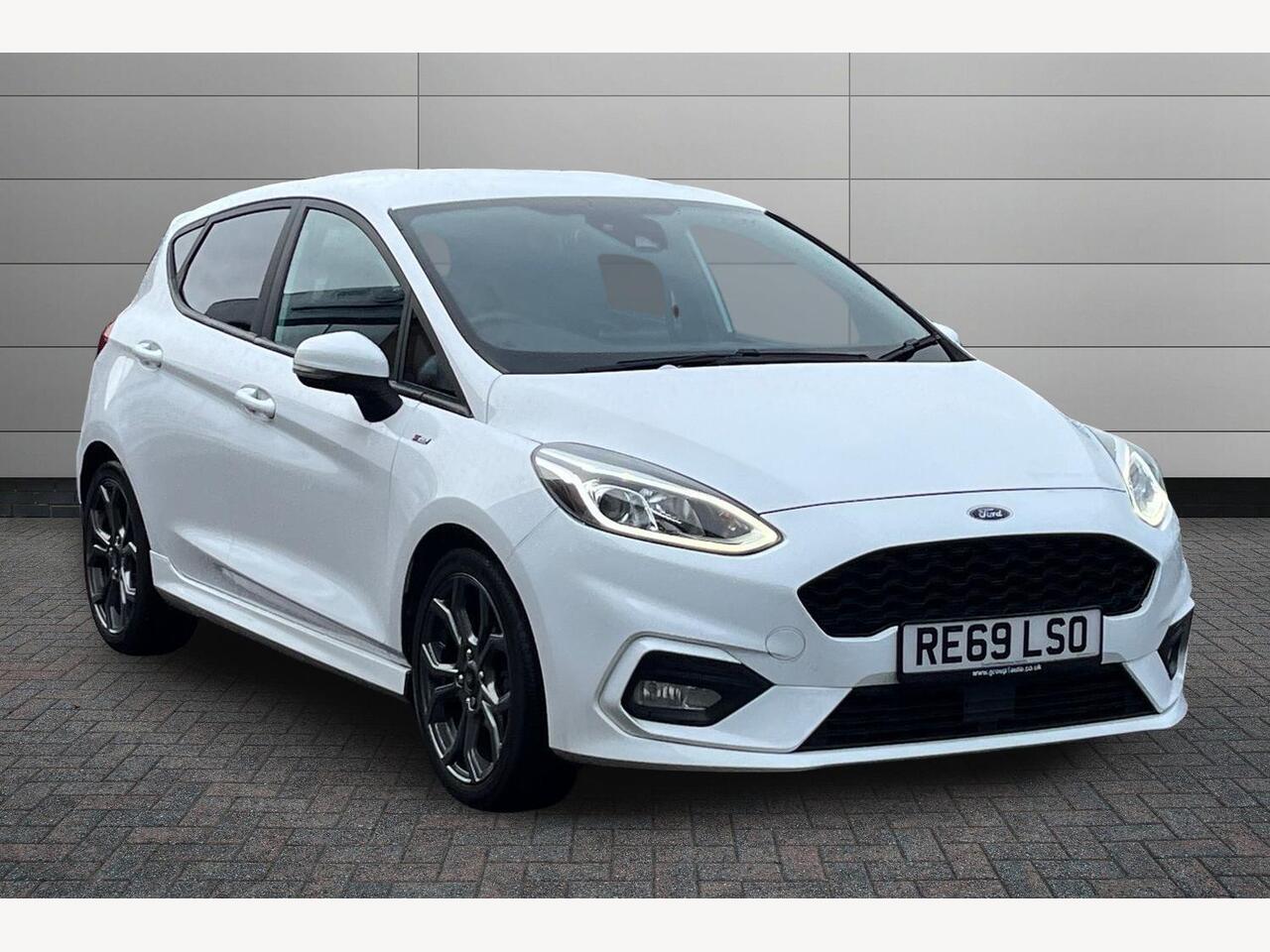 Main listing image - Ford Fiesta