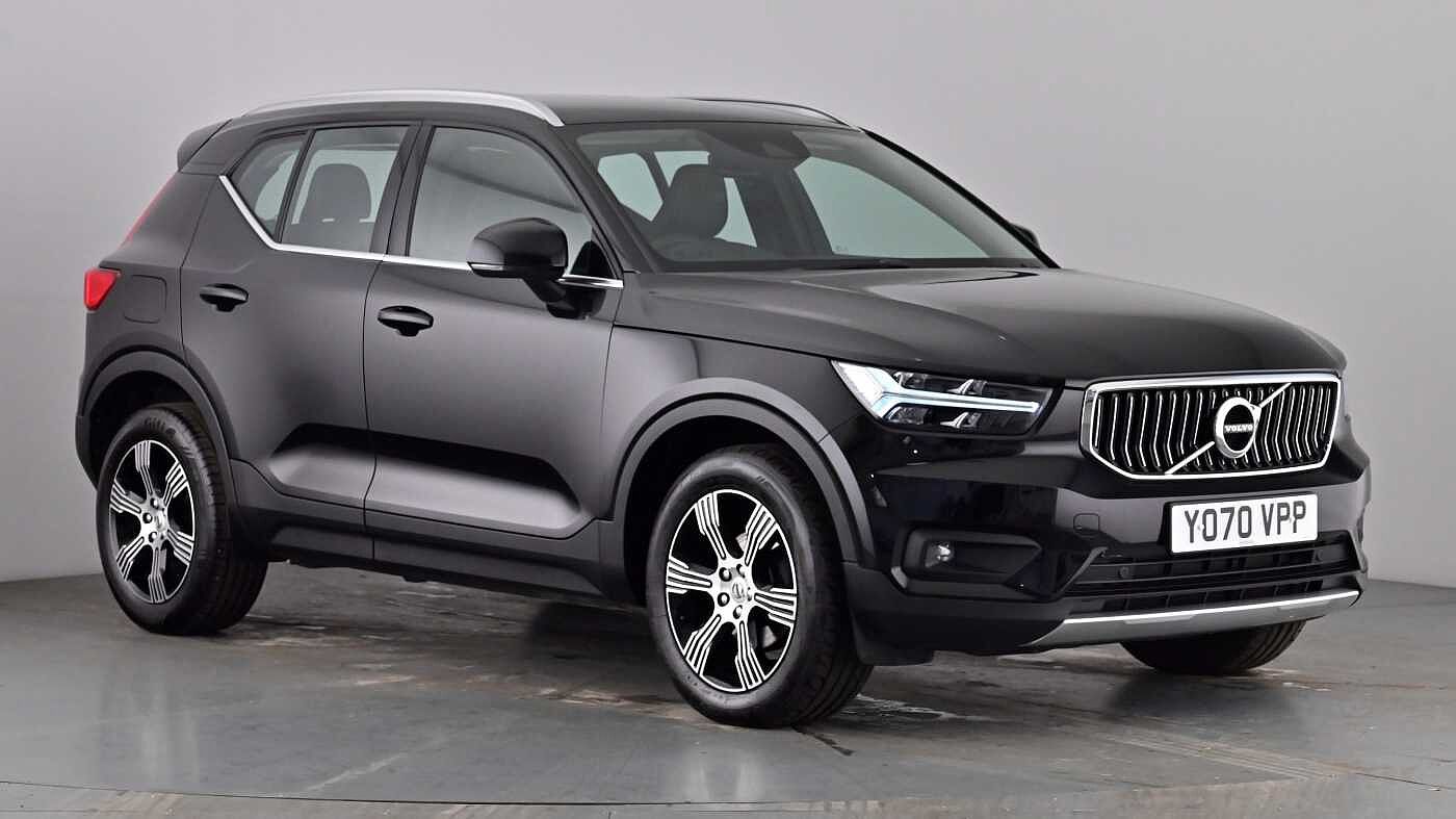 Main listing image - Volvo XC40