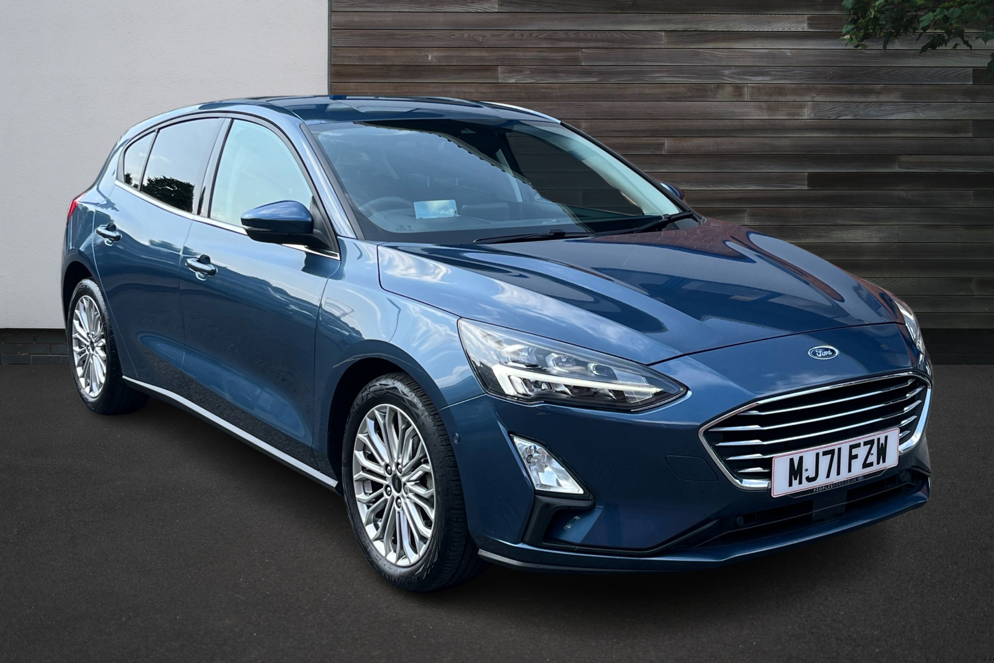 Main listing image - Ford Focus