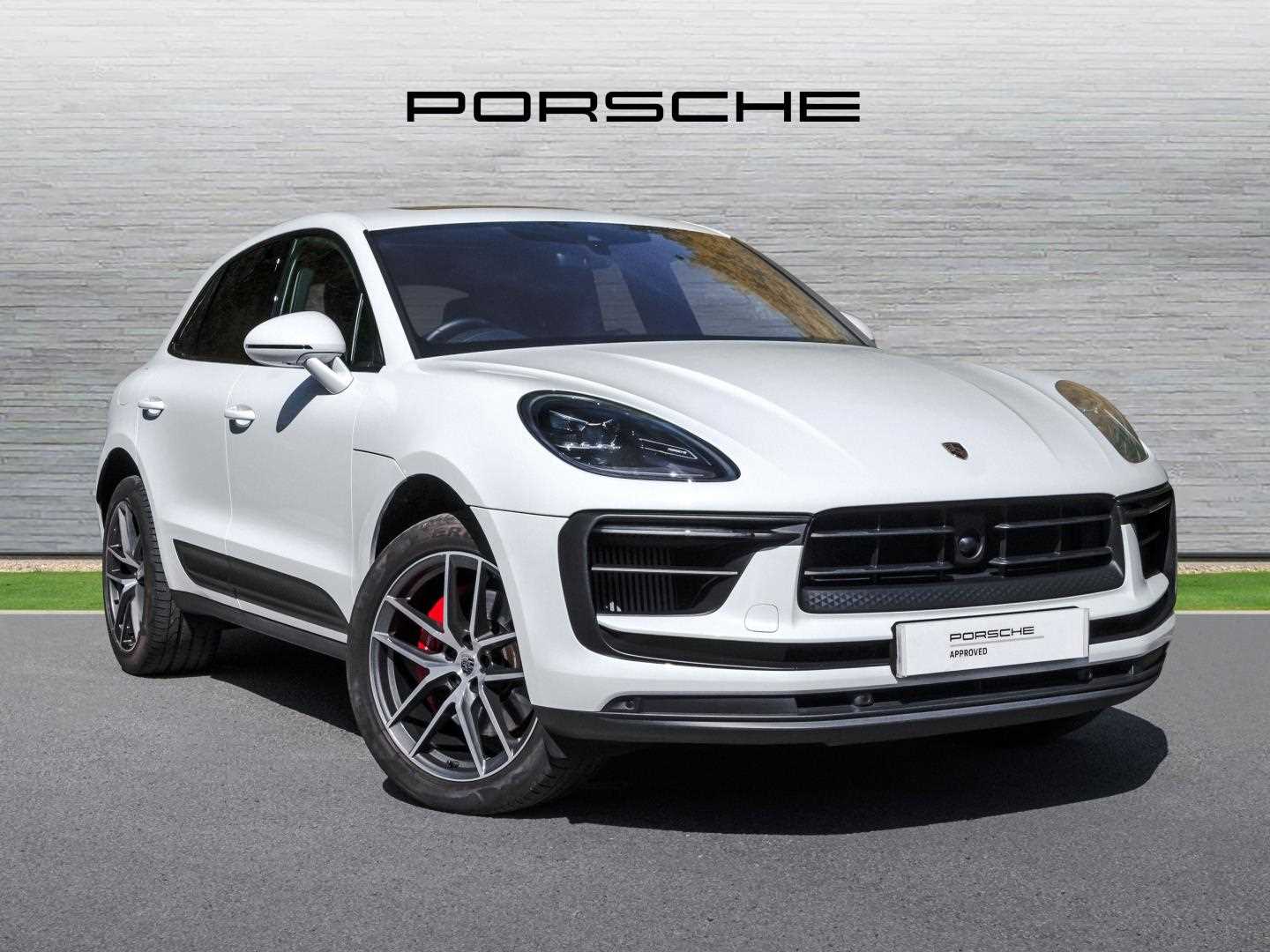 Main listing image - Porsche Macan