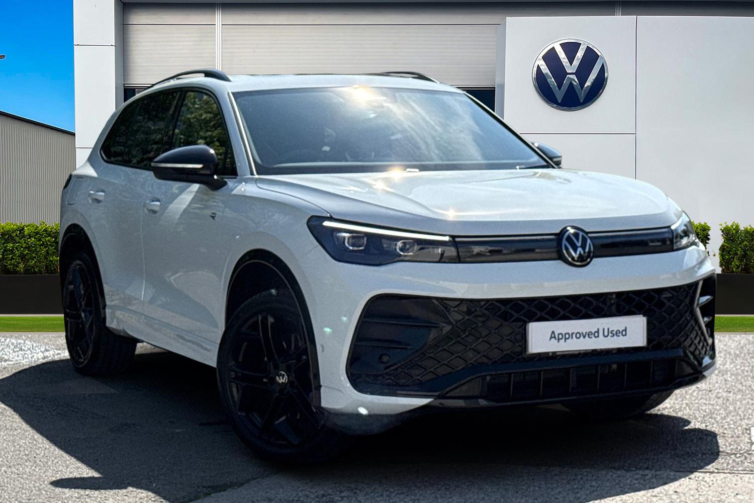 Main listing image - Volkswagen Tiguan