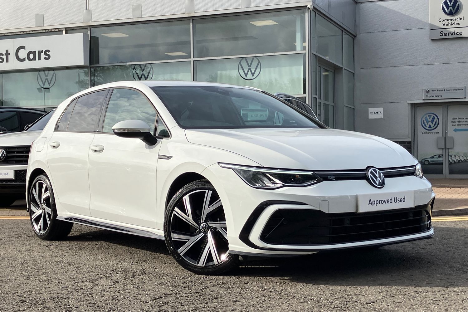 Main listing image - Volkswagen Golf
