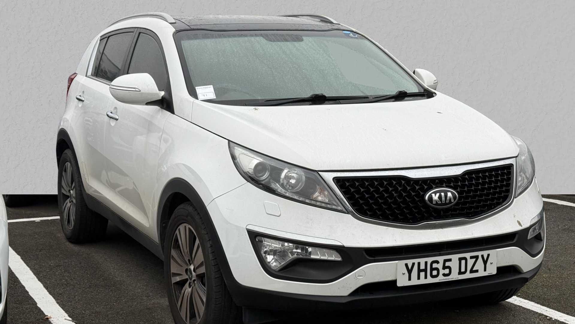 Main listing image - Kia Sportage