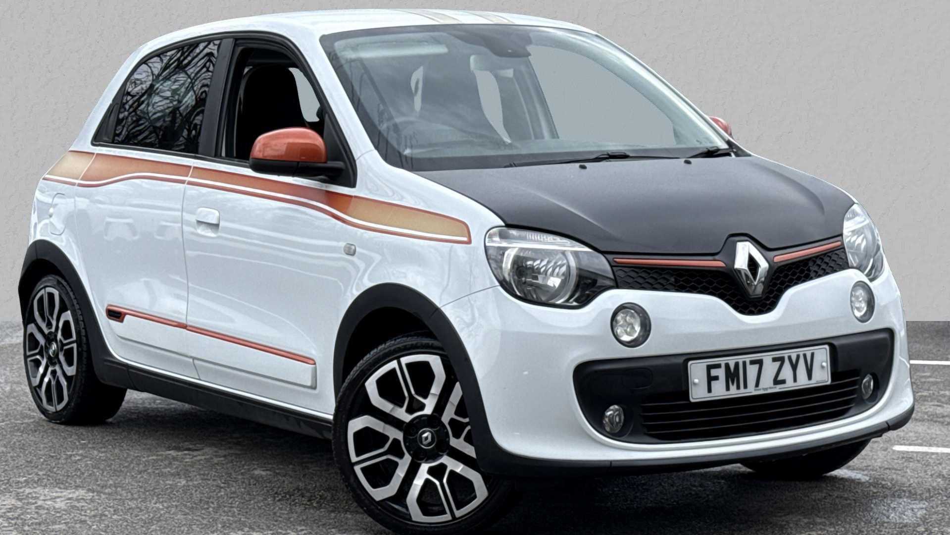 Main listing image - Renault Twingo