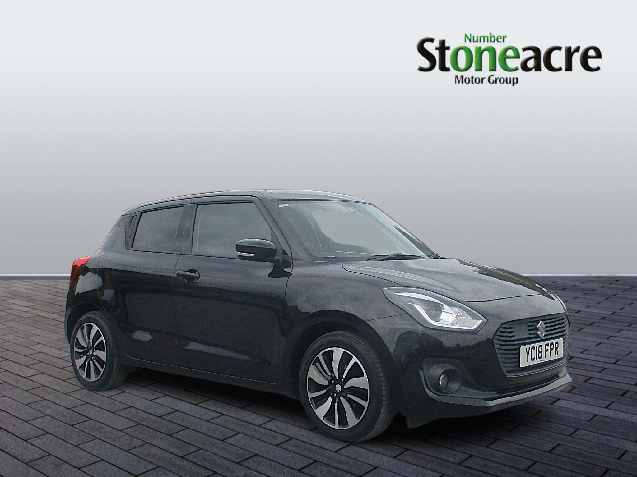 Main listing image - Suzuki Swift