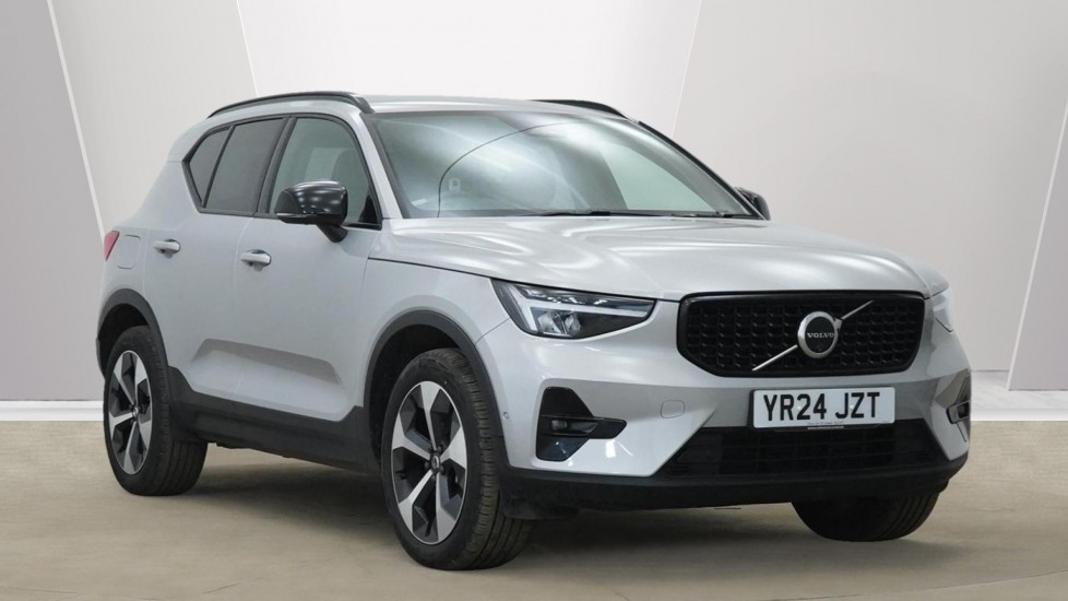 Main listing image - Volvo XC40