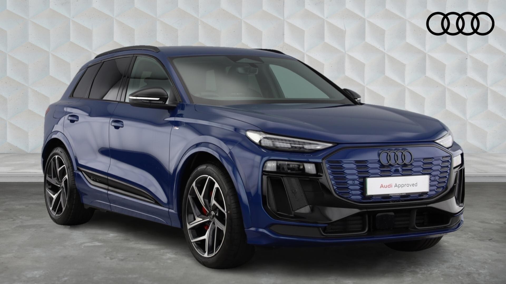 Main listing image - Audi Q6 e-tron