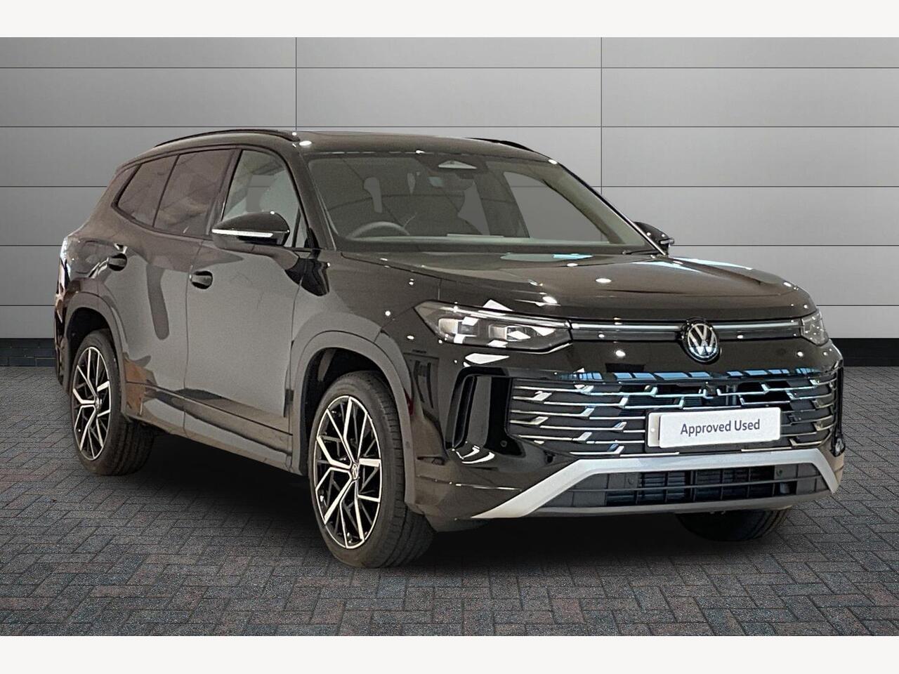 Main listing image - Volkswagen Tayron