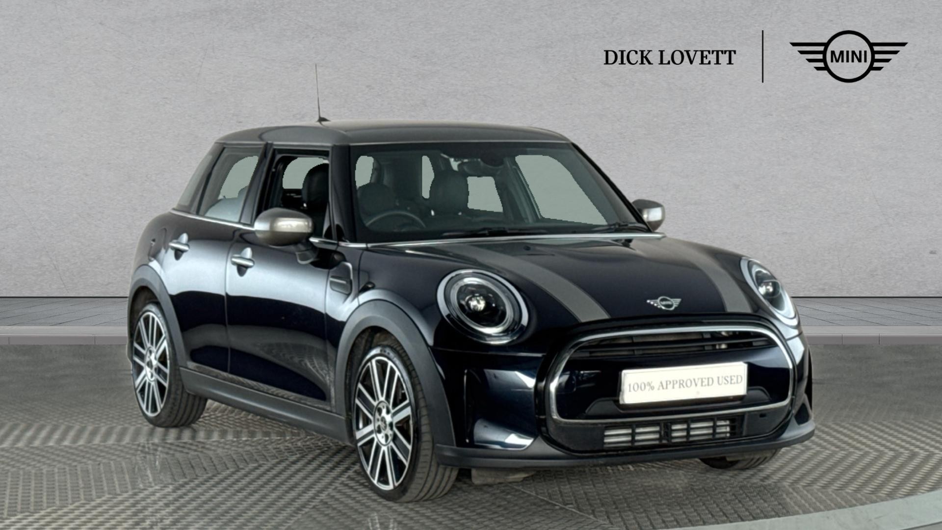 Main listing image - MINI Hatchback 5dr