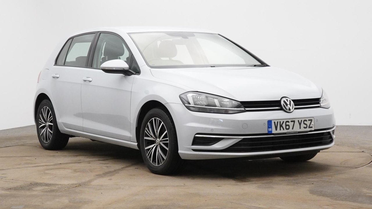 Main listing image - Volkswagen Golf