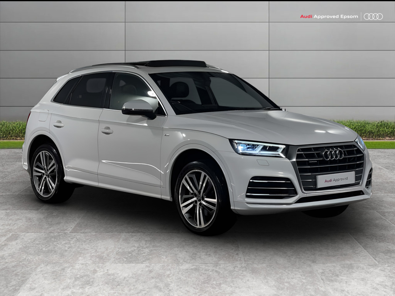 Main listing image - Audi Q5
