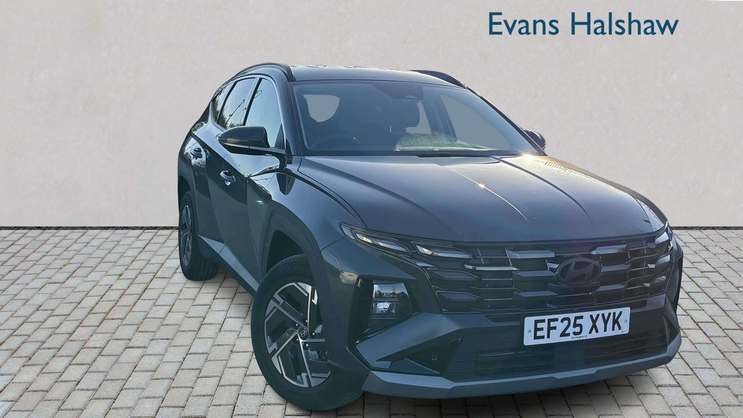 Main listing image - Hyundai Tucson