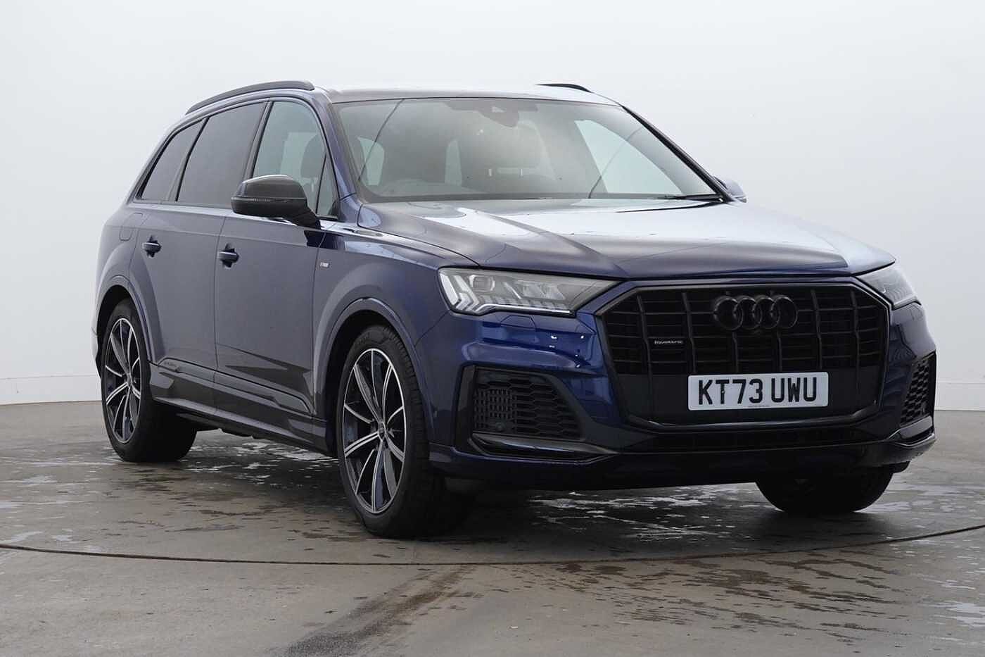 Main listing image - Audi Q7