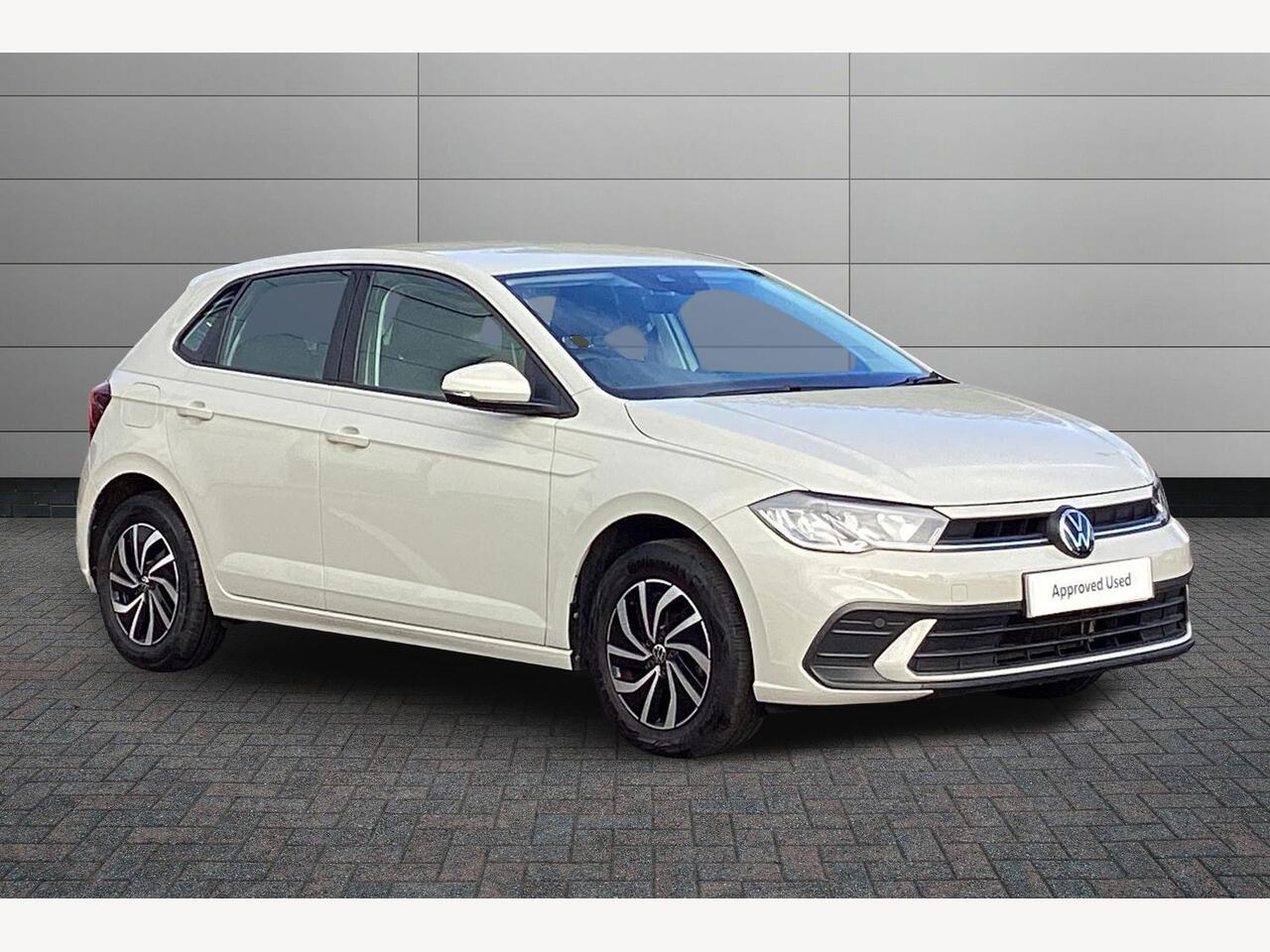 Main listing image - Volkswagen Polo