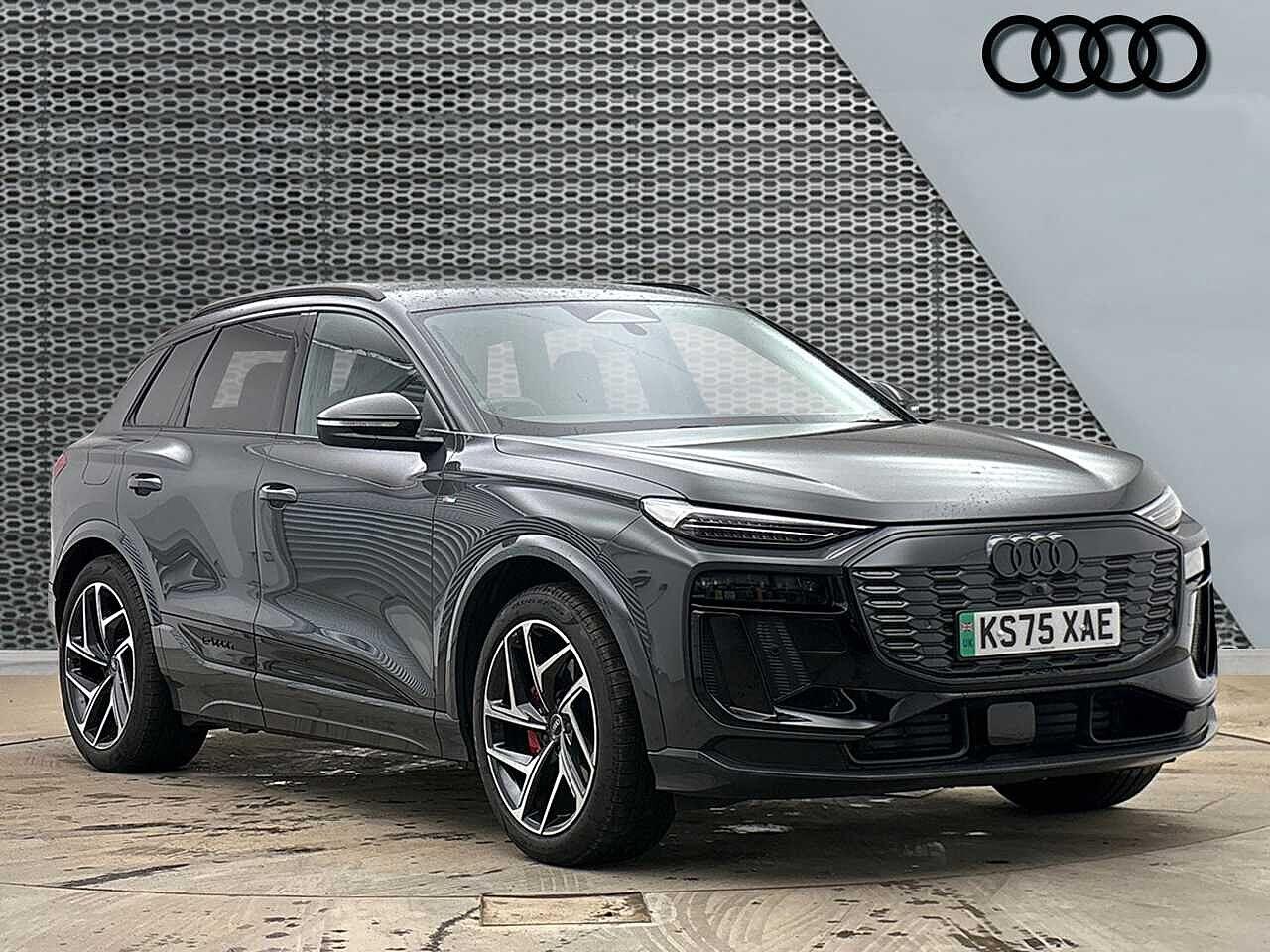 Main listing image - Audi Q6
