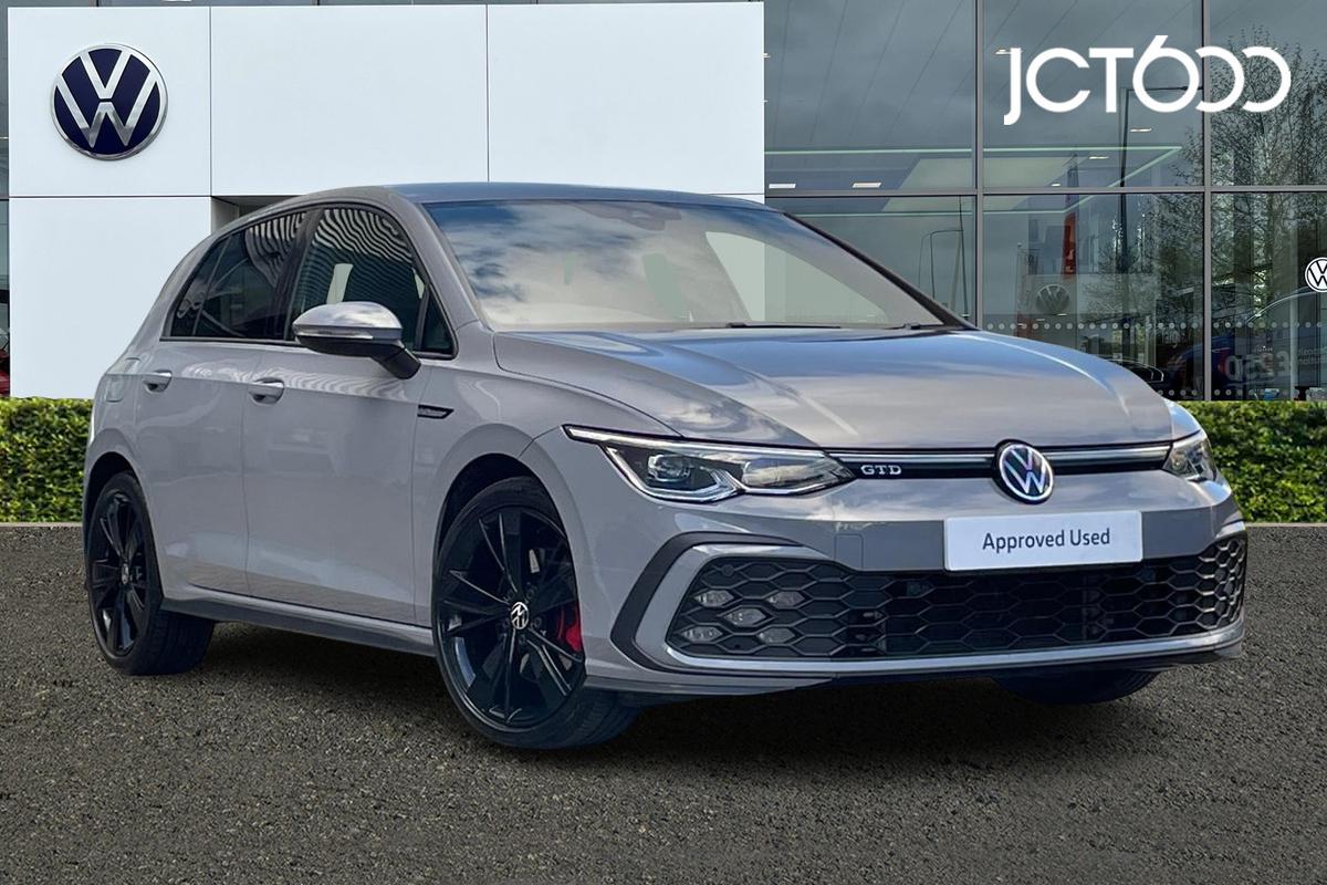 Main listing image - Volkswagen Golf