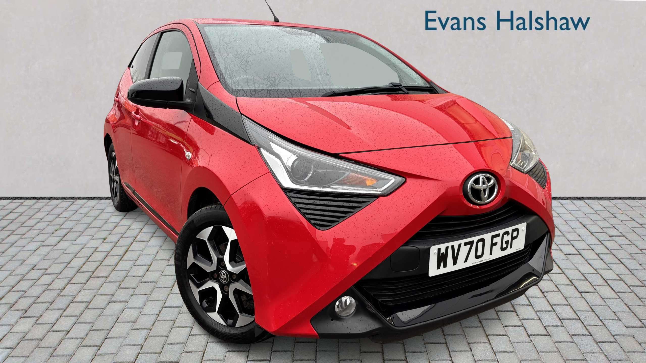 Main listing image - Toyota Aygo