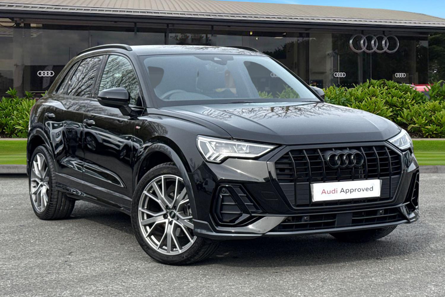Main listing image - Audi Q3