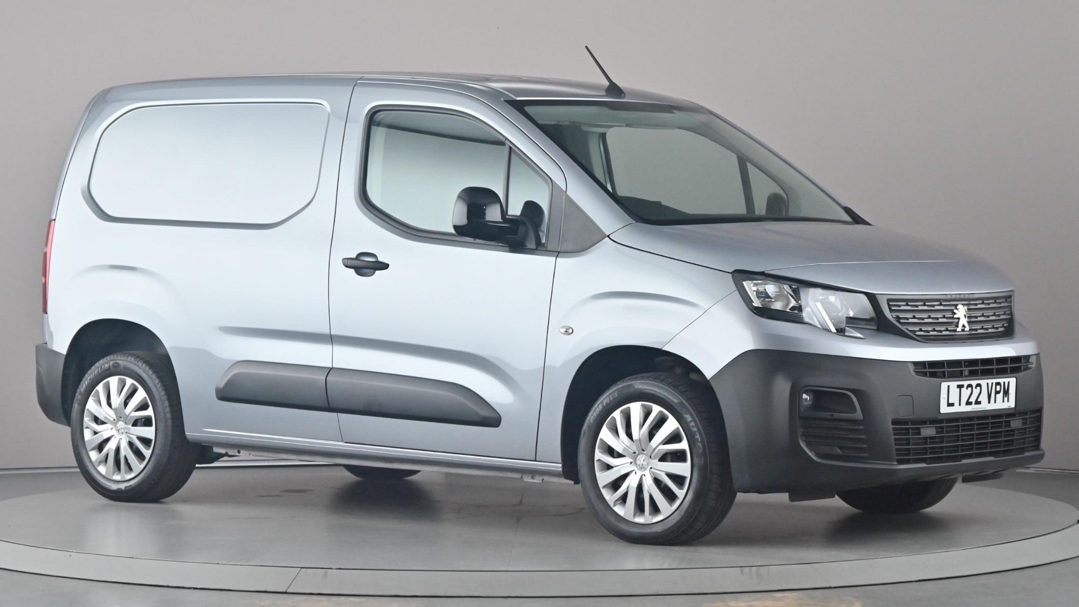 Main listing image - Peugeot Partner