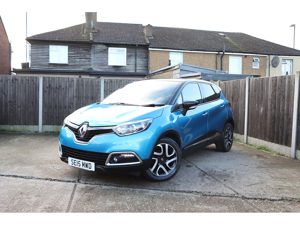 Main listing image - Renault Captur