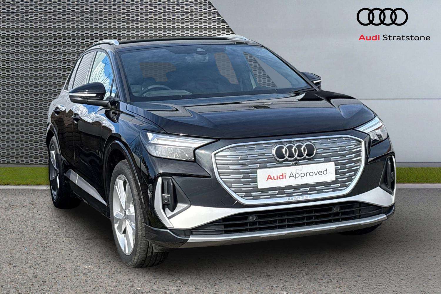 Main listing image - Audi Q4