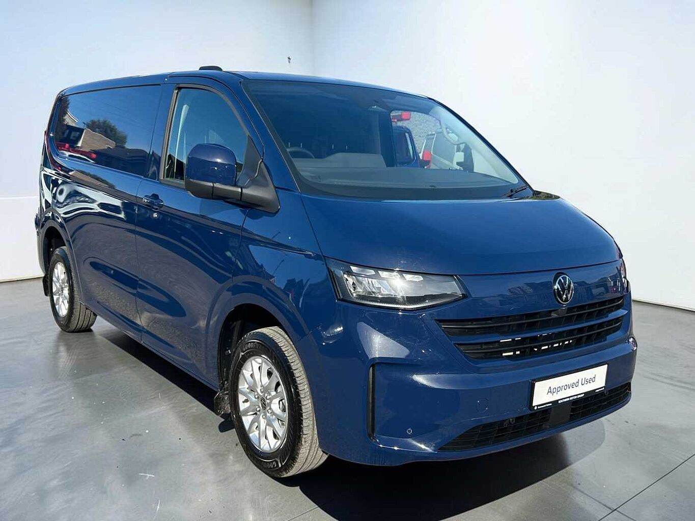 Main listing image - Volkswagen Transporter