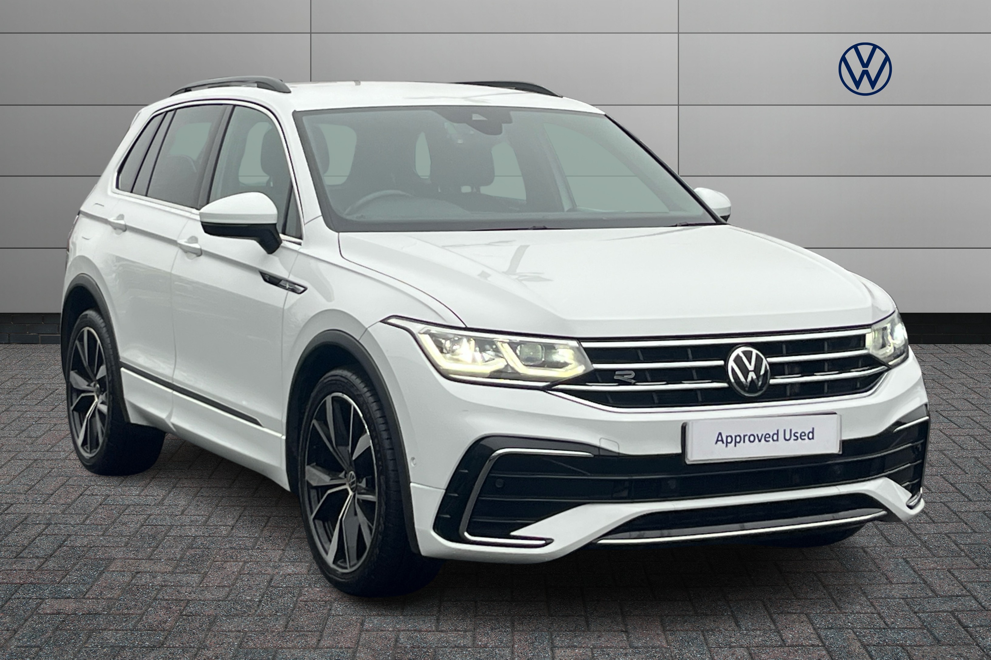 Main listing image - Volkswagen Tiguan