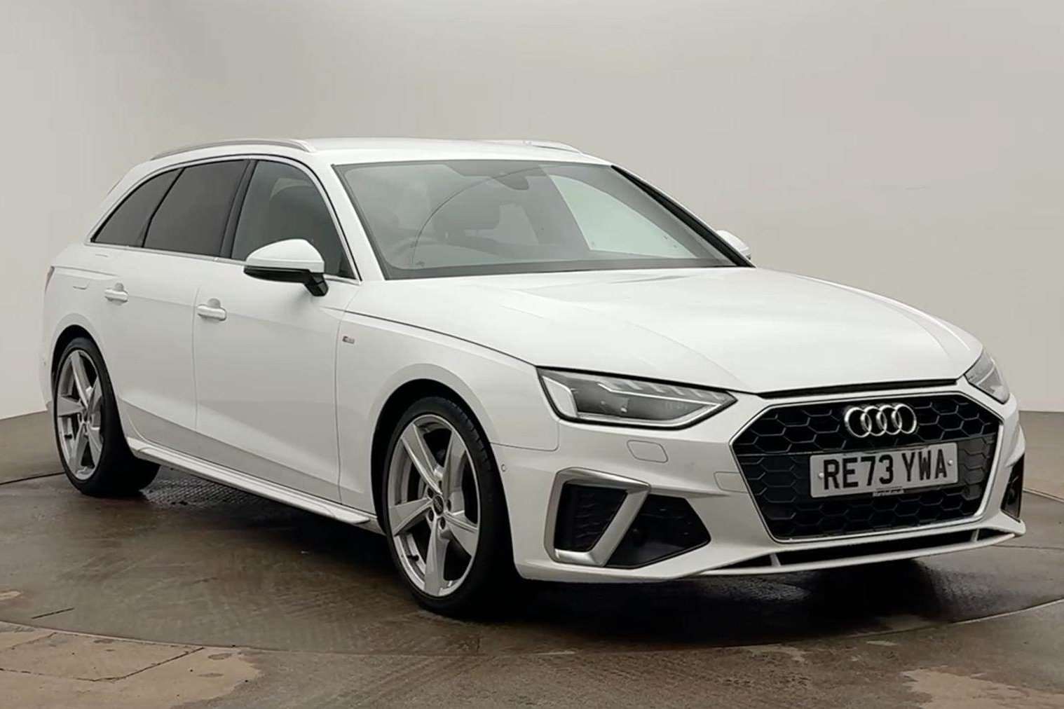 Main listing image - Audi A4 Avant