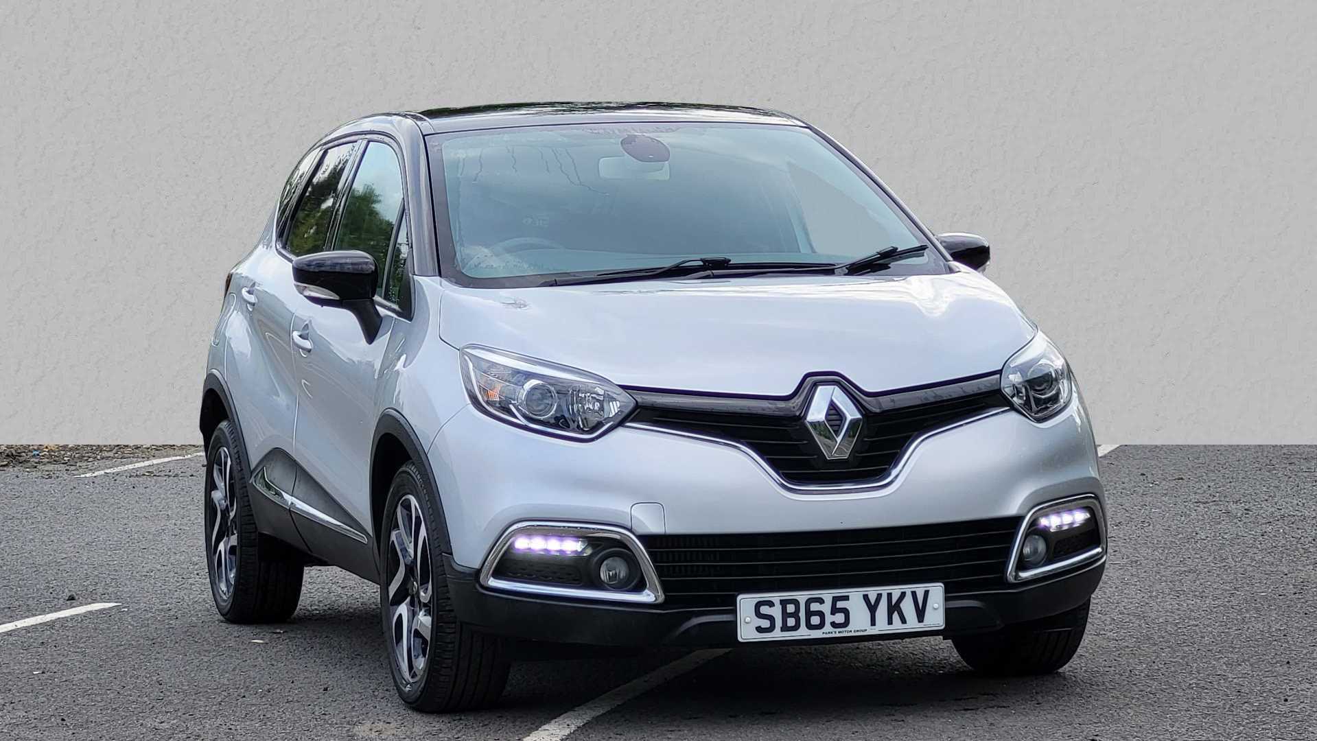 Main listing image - Renault Captur