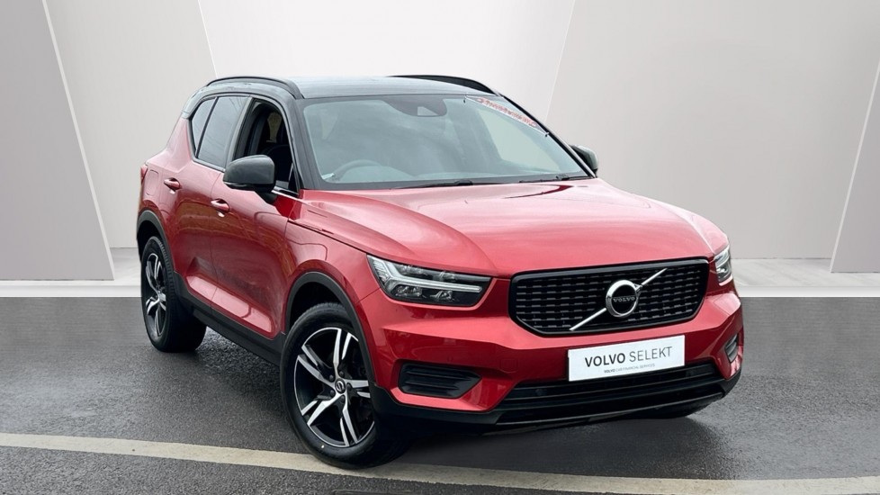 Main listing image - Volvo XC40