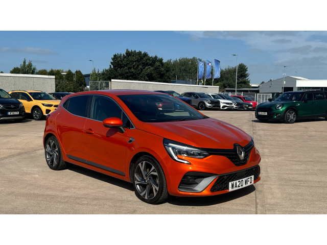 Main listing image - Renault Clio