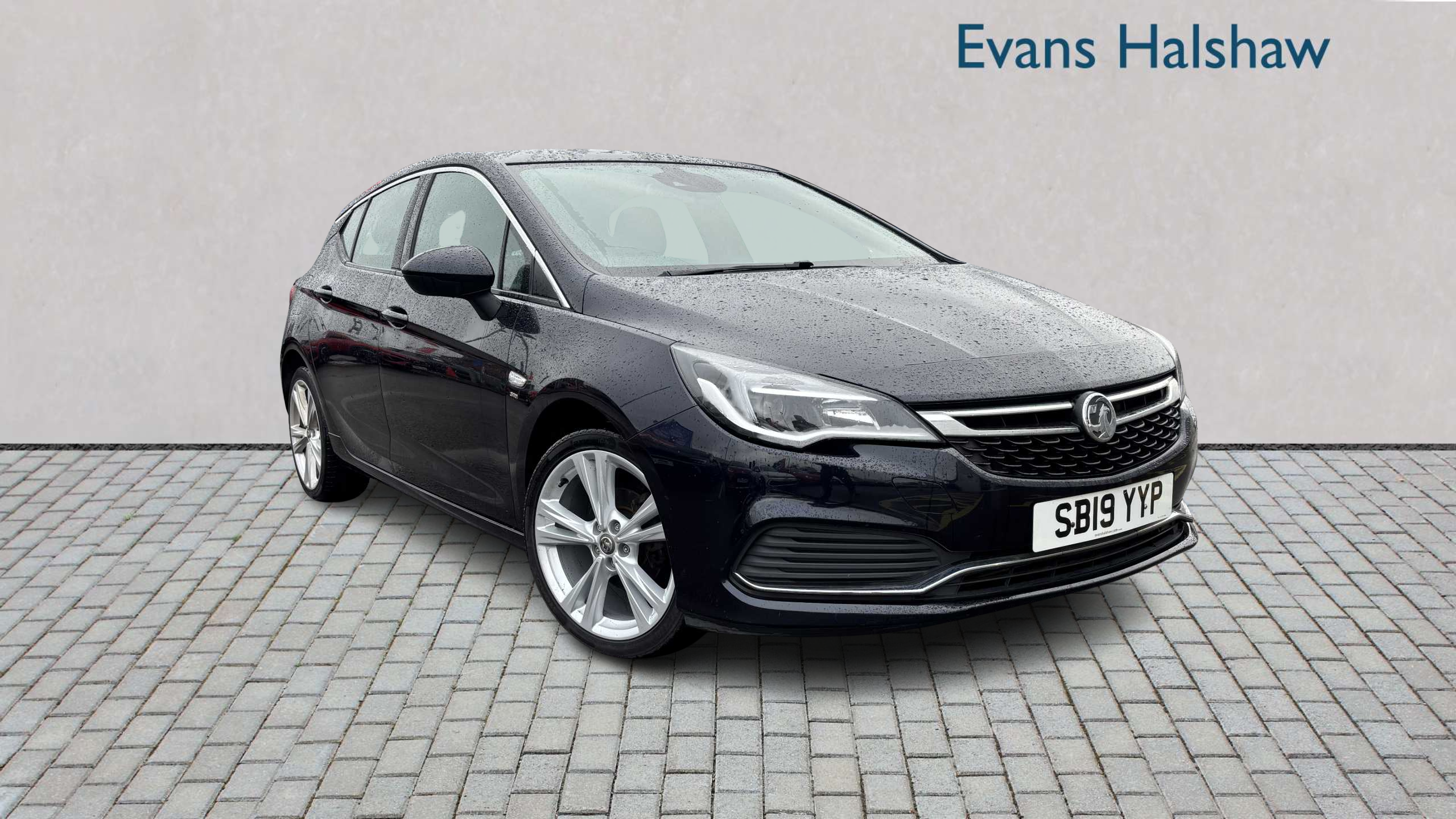 Main listing image - Vauxhall Astra